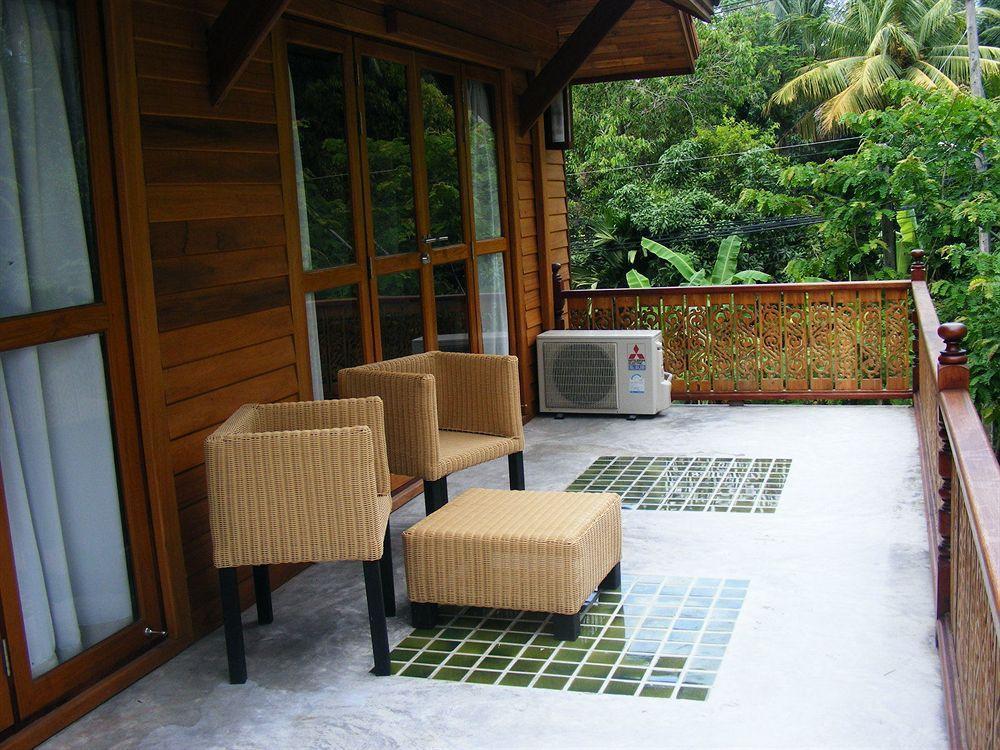 Baan Banyan Villa, Wood House Short Walk To Mae Nam Beach Exterior foto