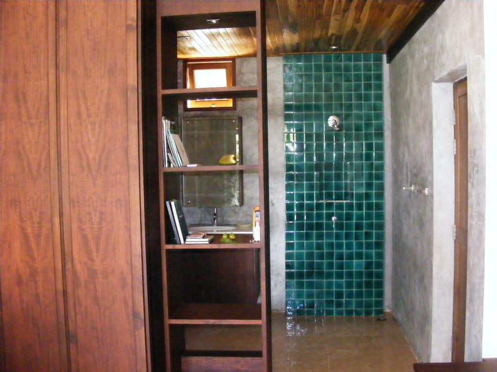Baan Banyan Villa, Wood House Short Walk To Mae Nam Beach Exterior foto