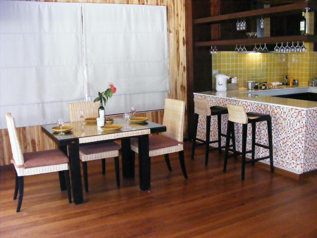 Baan Banyan Villa, Wood House Short Walk To Mae Nam Beach Exterior foto